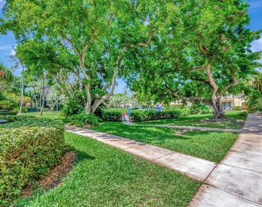 107 Yacht Club Way - Photo Thumbnail 40