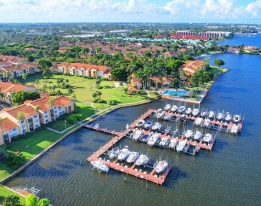 107 Yacht Club Way - Photo Thumbnail 45