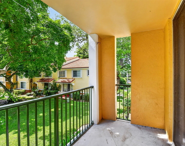 107 Yacht Club Way - Photo Thumbnail 23