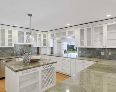 2204 Notre Dame Drive - Photo Thumbnail 16