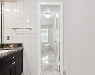 20009 Nw 66th Place - Photo Thumbnail 18