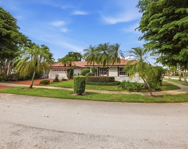 20009 Nw 66th Place - Photo Thumbnail 2