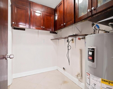 20009 Nw 66th Place - Photo Thumbnail 32