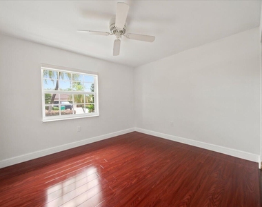 20009 Nw 66th Place - Photo Thumbnail 26
