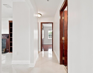 20009 Nw 66th Place - Photo Thumbnail 20