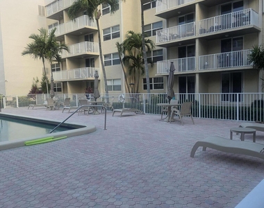 2929 S Ocean Boulevard - Photo Thumbnail 13