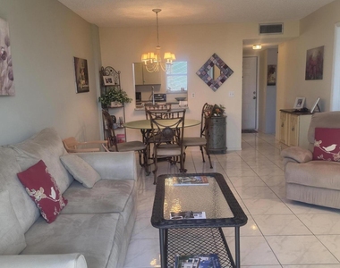2929 S Ocean Boulevard - Photo Thumbnail 9