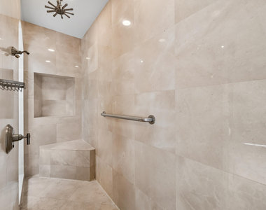 701 Se 21st Avenue - Photo Thumbnail 19
