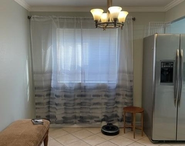 640 Monaco Court N - Photo Thumbnail 5