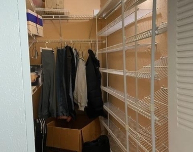 640 Monaco Court N - Photo Thumbnail 9