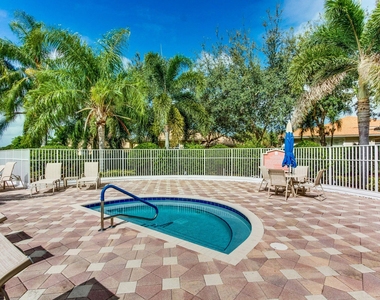 12196 Landrum Way - Photo Thumbnail 44