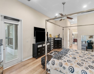 12196 Landrum Way - Photo Thumbnail 18