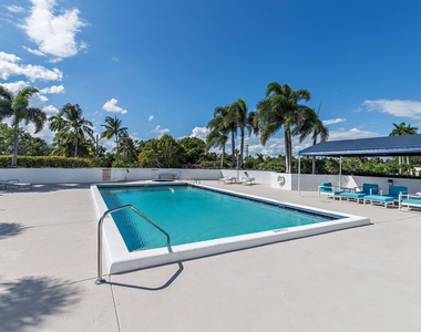 3901 S Flagler Drive - Photo Thumbnail 15