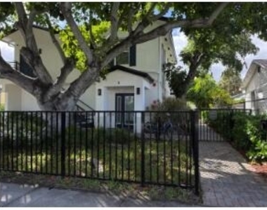 509 N H Street - Photo Thumbnail 17