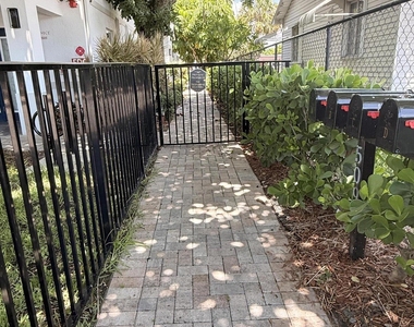 509 N H Street - Photo Thumbnail 19
