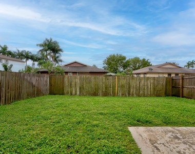 4698 Arthur Street - Photo Thumbnail 2