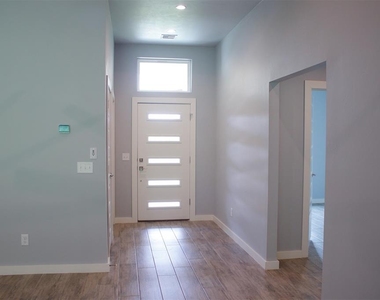 17876 Salem Road - Photo Thumbnail 3