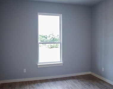 17876 Salem Road - Photo Thumbnail 13