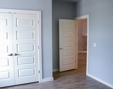 17876 Salem Road - Photo Thumbnail 15