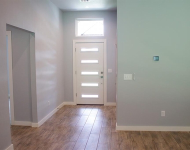 17904 Salem Road - Photo Thumbnail 3