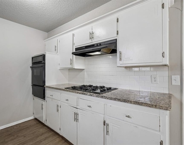 4008 Se 46th Street - Photo Thumbnail 11
