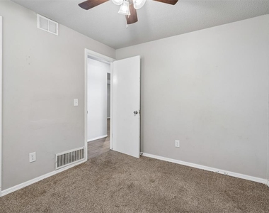 4008 Se 46th Street - Photo Thumbnail 27