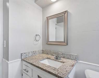 4008 Se 46th Street - Photo Thumbnail 19