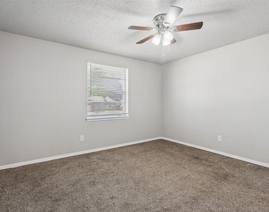 4008 Se 46th Street - Photo Thumbnail 15