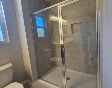 411 Copes Court - Photo Thumbnail 20