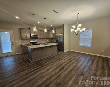 411 Copes Court - Photo Thumbnail 2