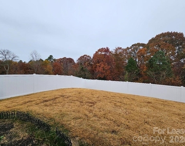 411 Copes Court - Photo Thumbnail 25