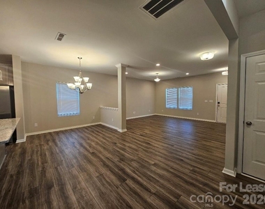 411 Copes Court - Photo Thumbnail 7