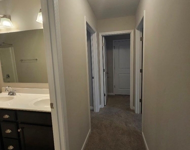411 Copes Court - Photo Thumbnail 14