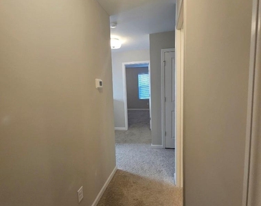 411 Copes Court - Photo Thumbnail 15