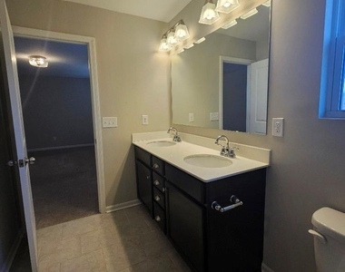 411 Copes Court - Photo Thumbnail 18