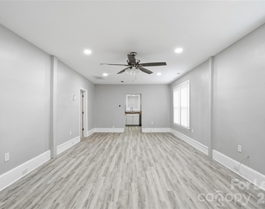 2225 Tate Street - Photo Thumbnail 5