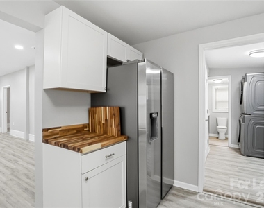 2225 Tate Street - Photo Thumbnail 12