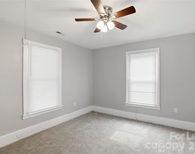 2225 Tate Street - Photo Thumbnail 16