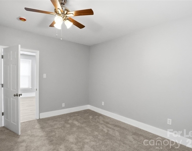 2225 Tate Street - Photo Thumbnail 20
