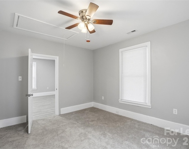 2225 Tate Street - Photo Thumbnail 14