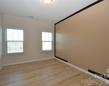 13014 Aberdeen Park Drive - Photo Thumbnail 11