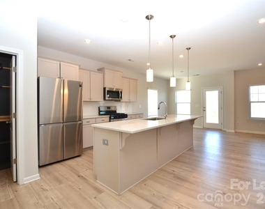 13014 Aberdeen Park Drive - Photo Thumbnail 4