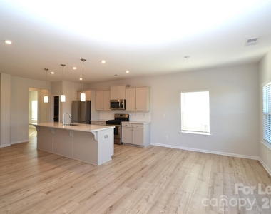 13014 Aberdeen Park Drive - Photo Thumbnail 5