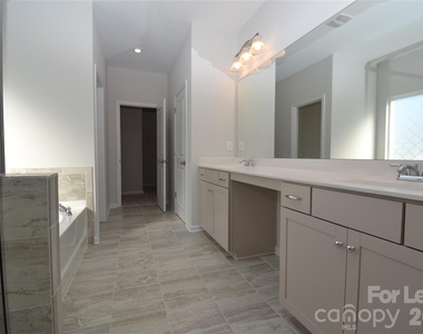 13014 Aberdeen Park Drive - Photo Thumbnail 24