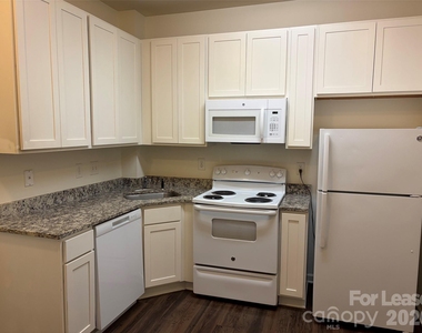 17905 Delmas Drive - Photo Thumbnail 2