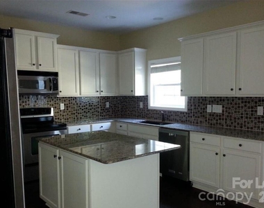 1572 Duckhorn Street Nw - Photo Thumbnail 8