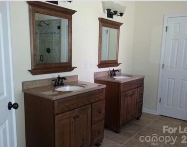 1572 Duckhorn Street Nw - Photo Thumbnail 15