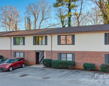 525 12th Street Sw - Photo Thumbnail 1