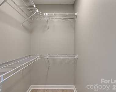 525 12th Street Sw - Photo Thumbnail 16