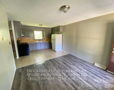 1507 Jamaica Road - Photo Thumbnail 2